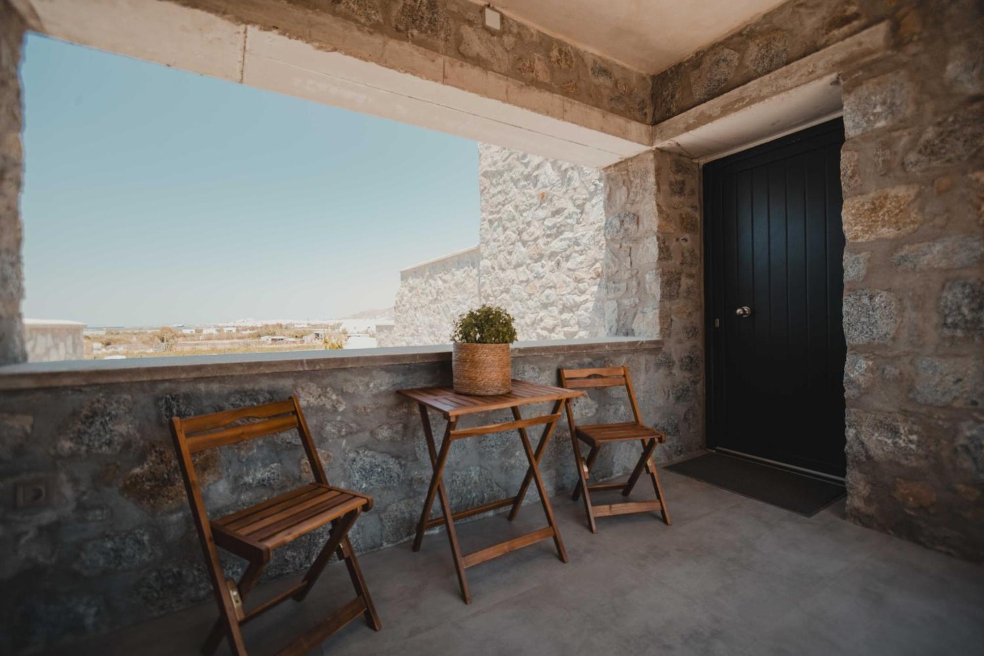 Naxos Privilege Willa