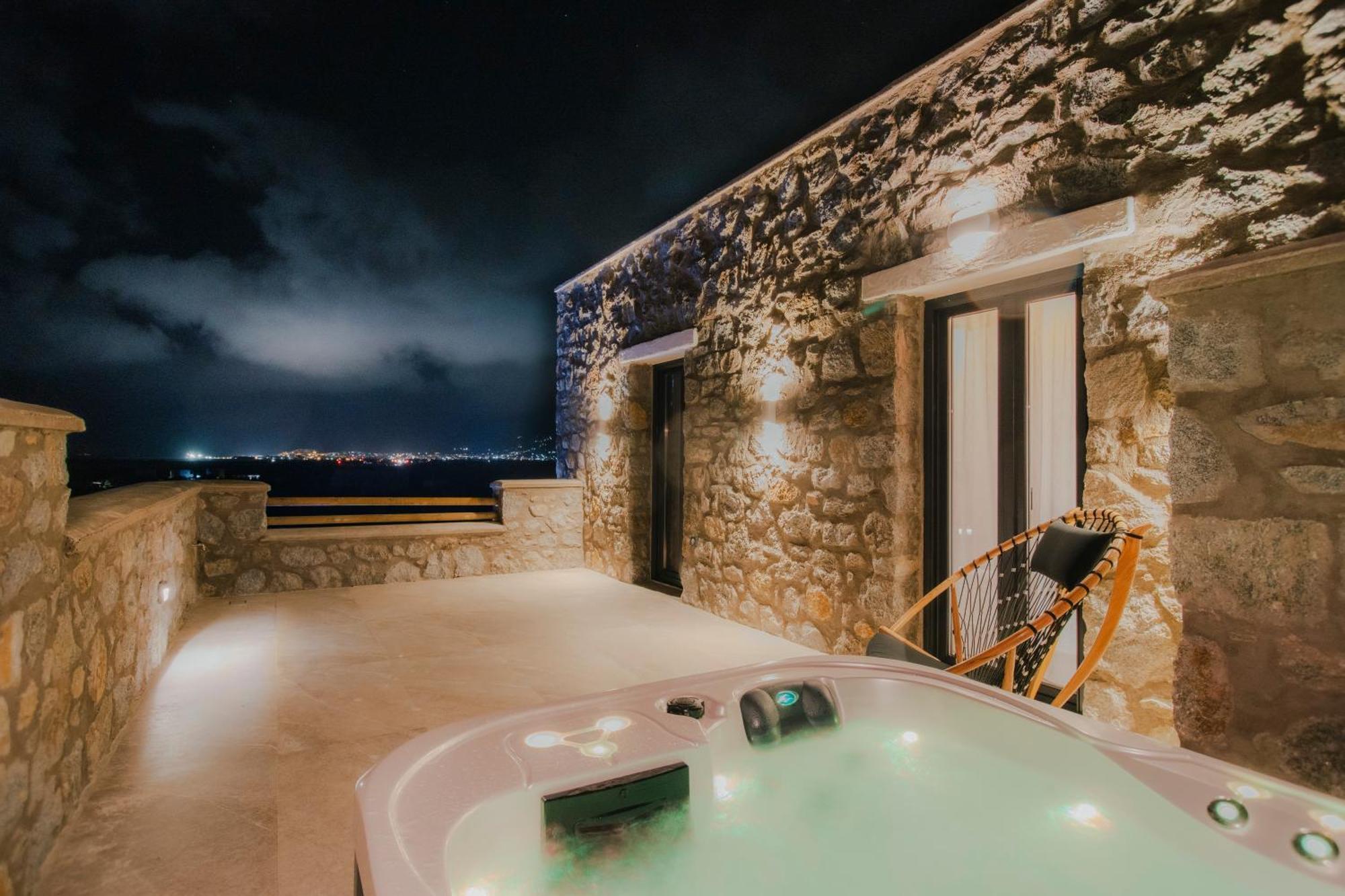 Naxos Privilege Villa